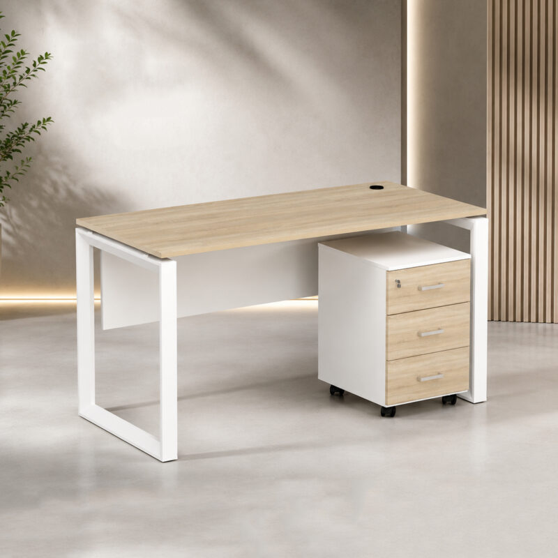 Frank Standard Desk
